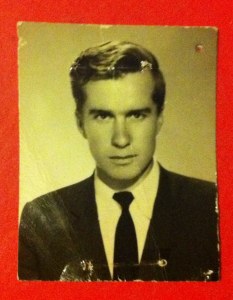 10943129_10155101994850582_2032010667_n