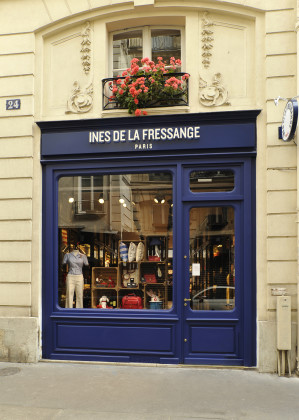 ParisianChicCityGuide_p112centerright-299x420